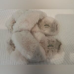 Abercrombie & Fit h women’s slippers size XS/S